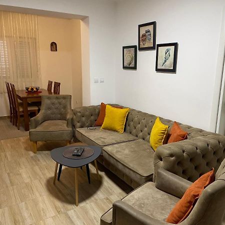 Maka&Isa Apartment บุดวา ภายนอก รูปภาพ